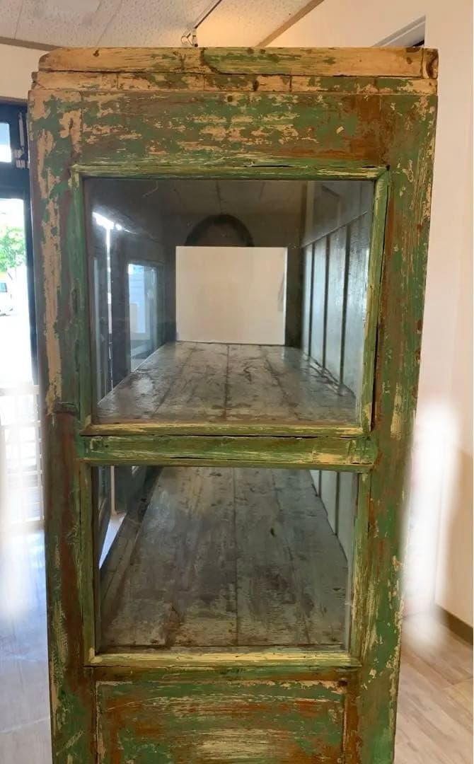 アンティークキャビネット 希少カラー　グリーンペイント　年代物　ビンテージ家具