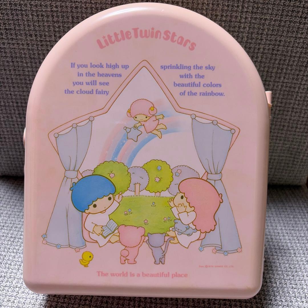 サンリオ　キキララ　小物入れ付き壁掛けミラー