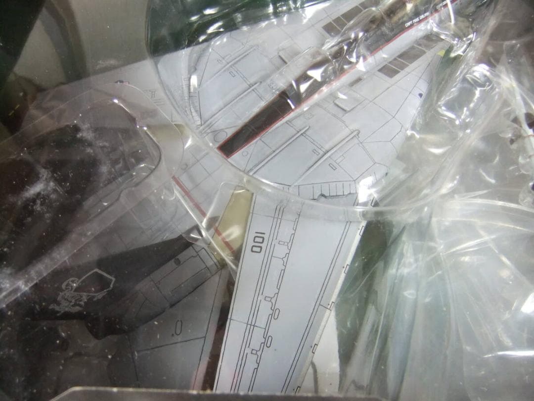 ユニマックス 1/72 F-14A トムキャット VF-154 ブラックナイツ