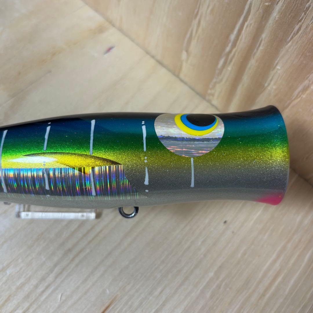 ハンマーヘッド　Eカップ