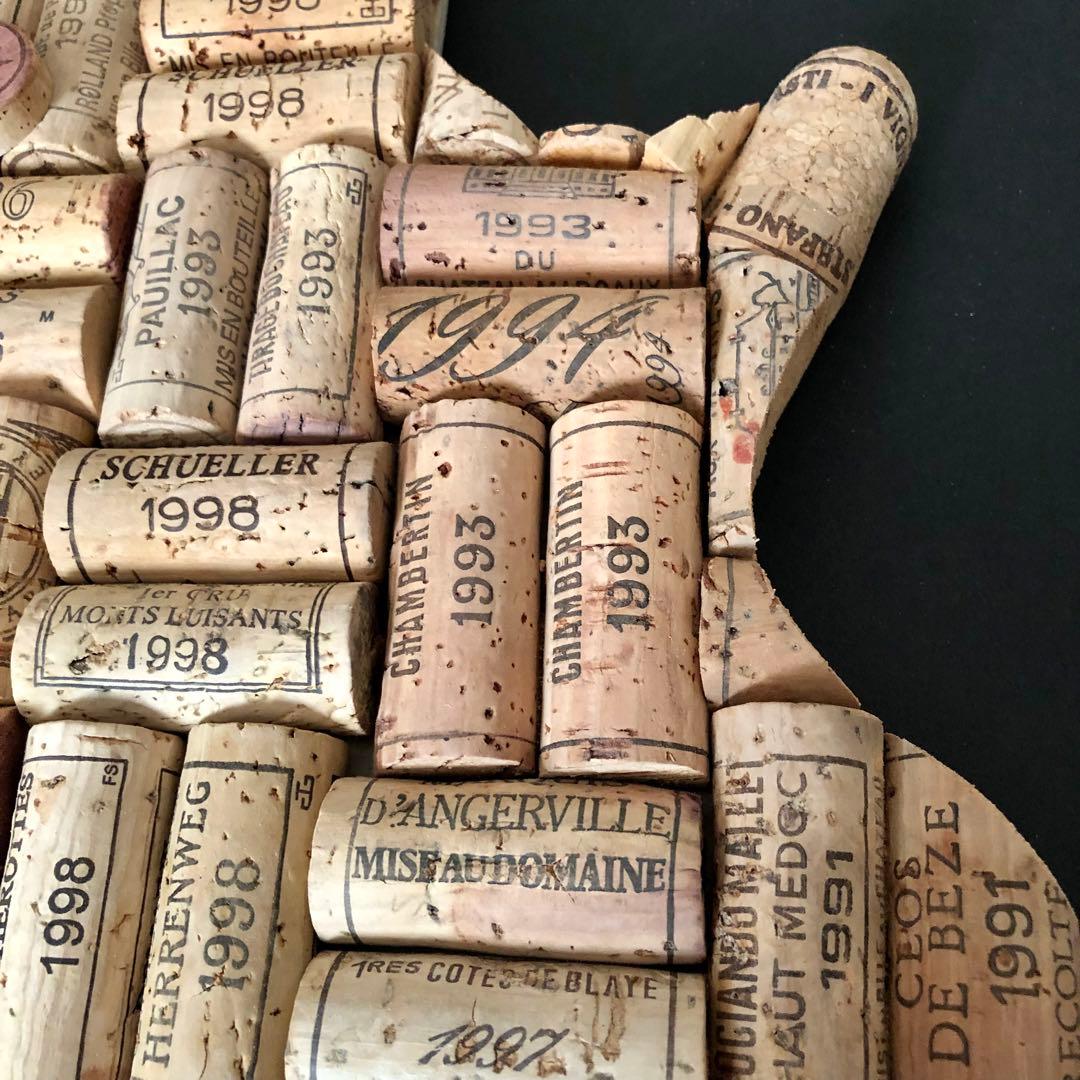 ヴィンテージワインコルク　 コルクアート エレキギター　ハンドメイド　インテリア