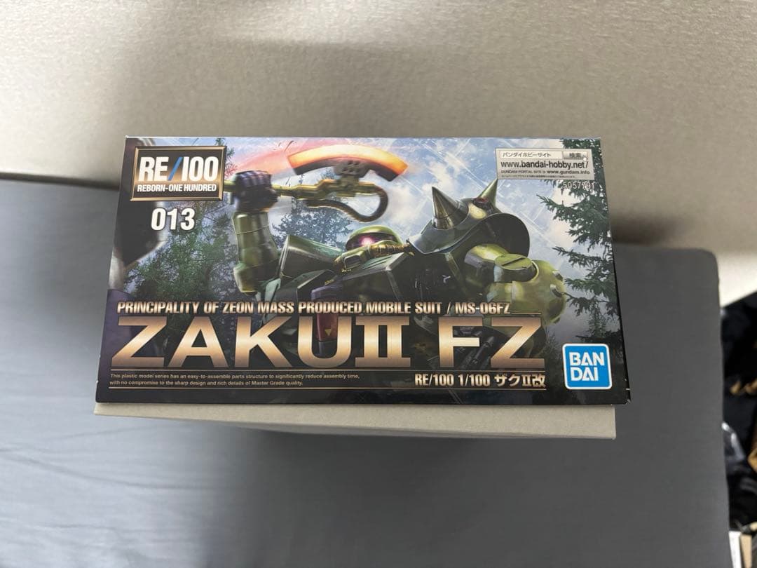 1/100 RE/100 MS-06FZ ザクII改