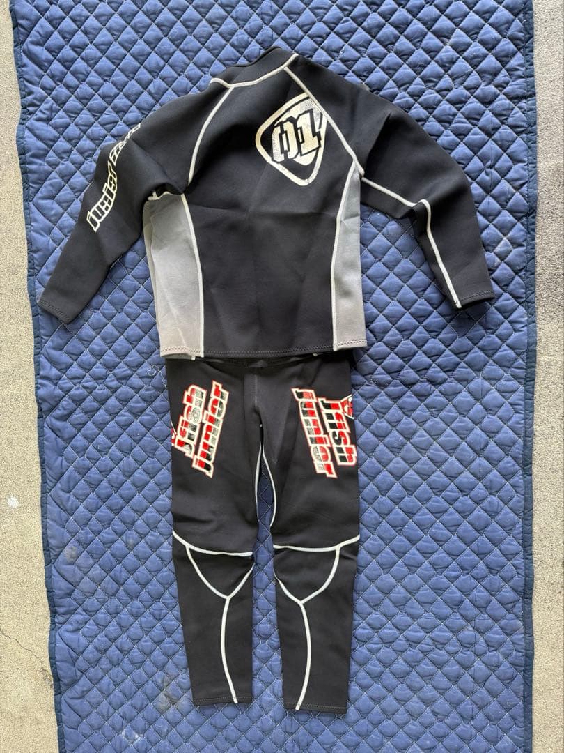 ジュニアウェットスーツ　J-fish 150cm USED水上バイクジェット