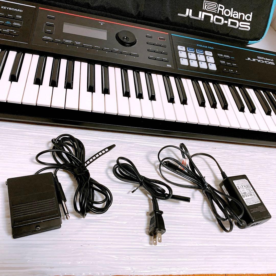 Roland JUNO-DS61 シンセサイザー ケース付属