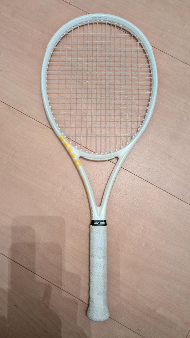 ラケット(硬式用) Wilson Custom Ultra 100L V4.0 G2