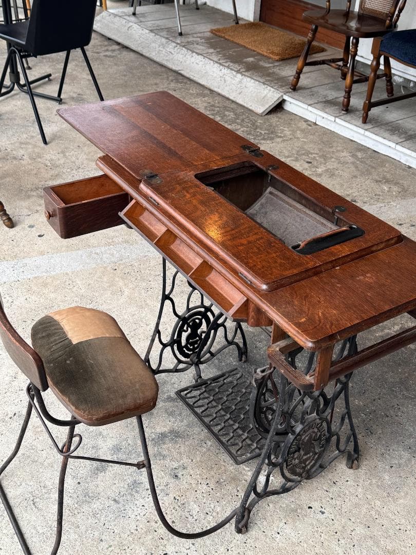 ◆超希少◆シンガーミシン専用チェア付　アンティーク　ミシンなし　作業台　テーブル