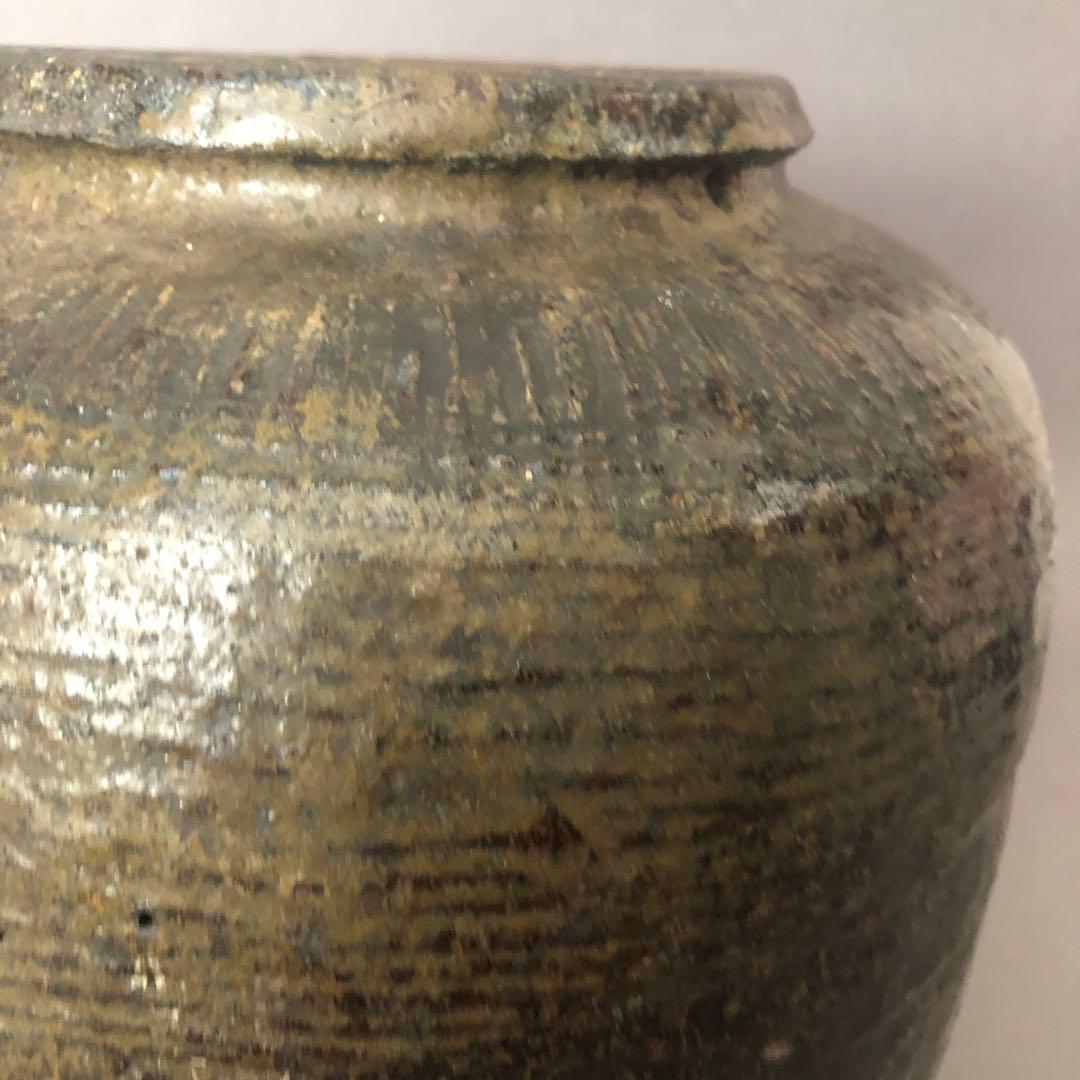 古い壺　小信楽？　古丹波？
