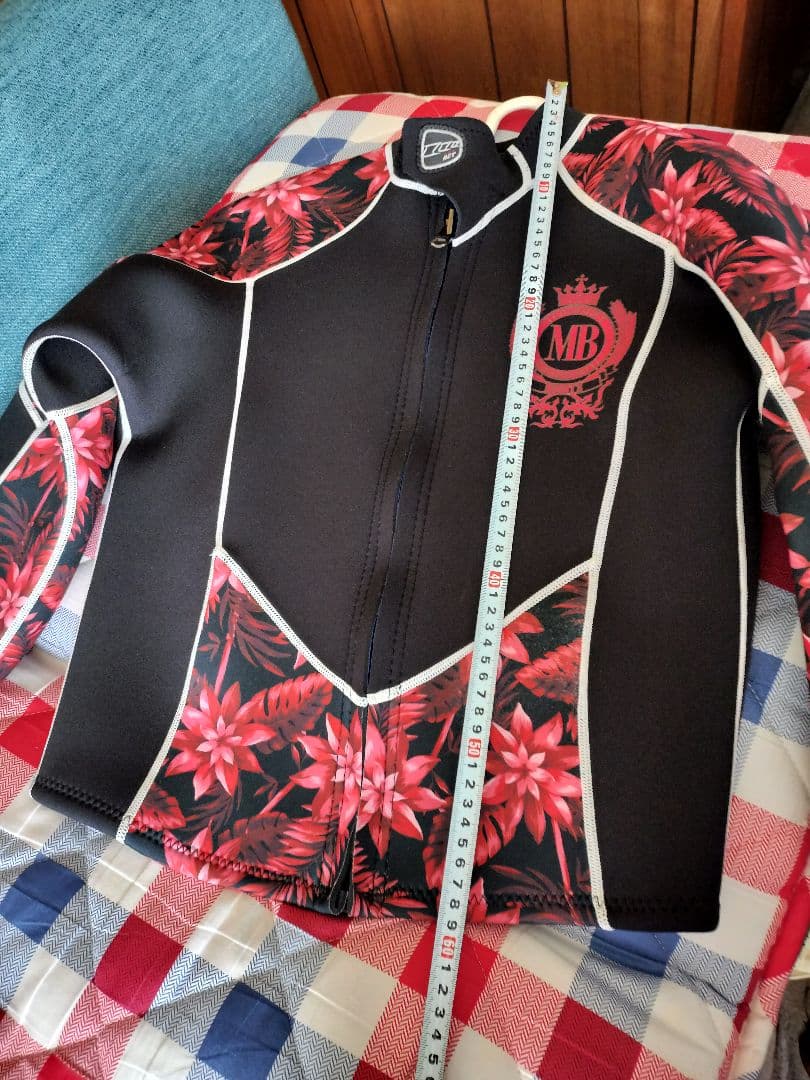 MOBBY'S 花柄 フルスーツ上下セット。