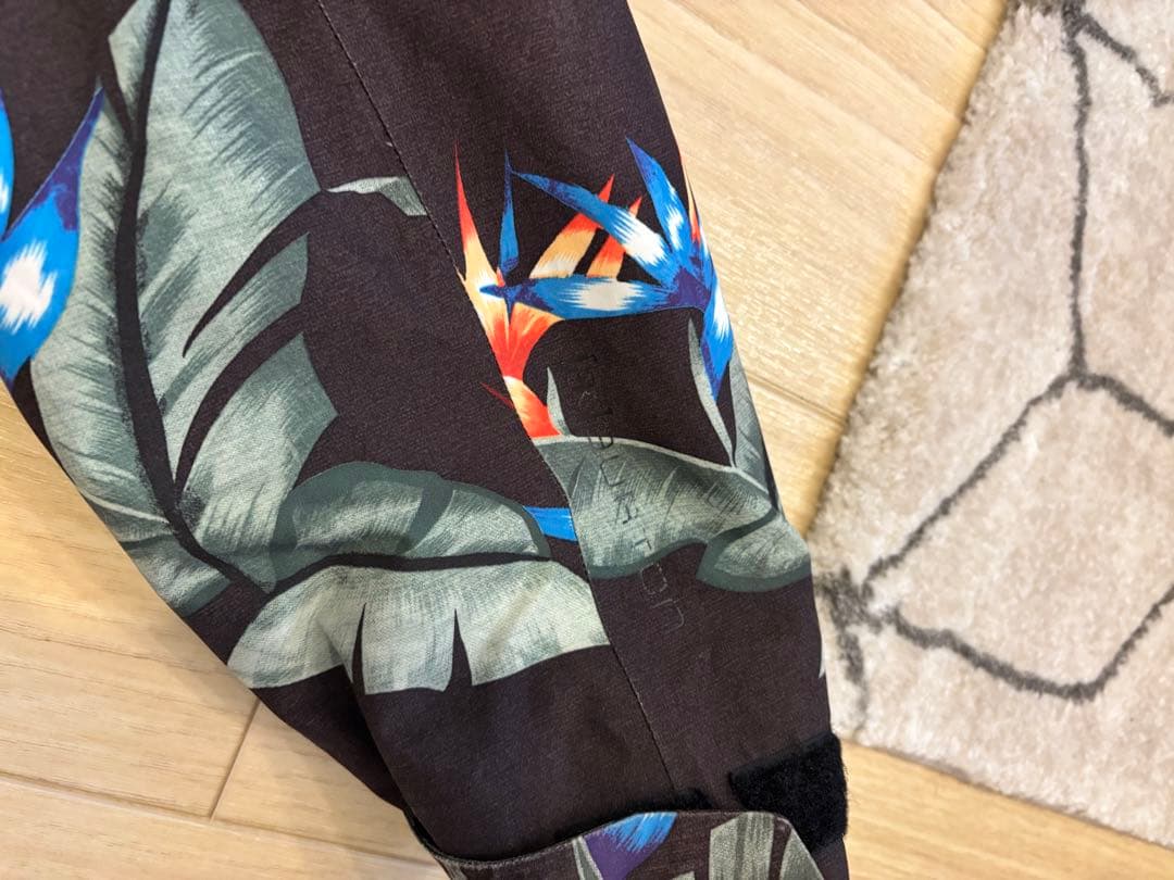 Burton ak 2L スノーボードウェア