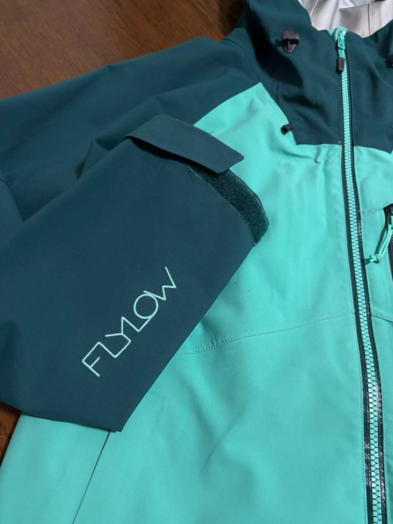 Flylow スキーウエア スノーボードウエア