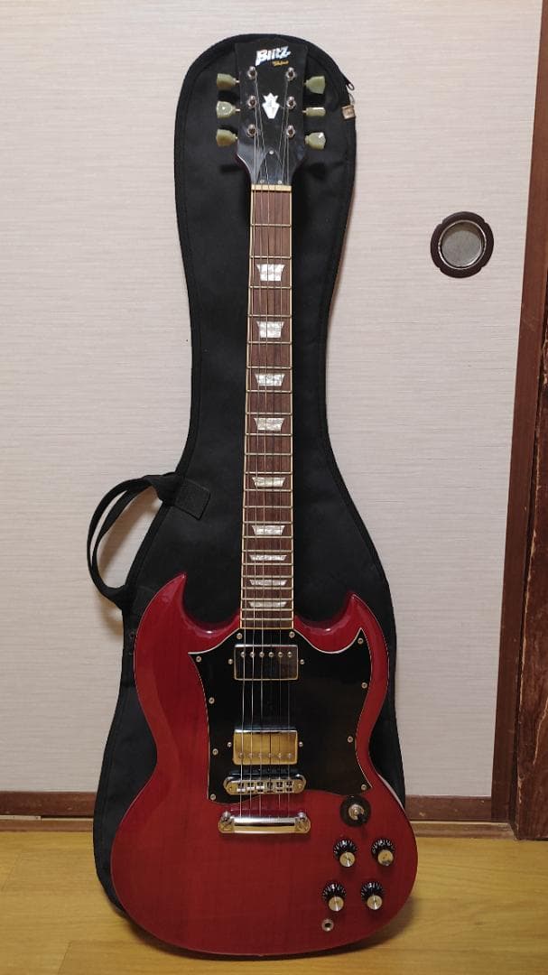 Blitz by Aria SG (ケース付)