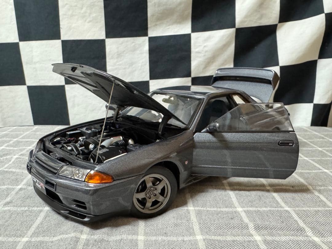 ミニカー Nissan Skyline GT-R (R32) Nismo 1:18