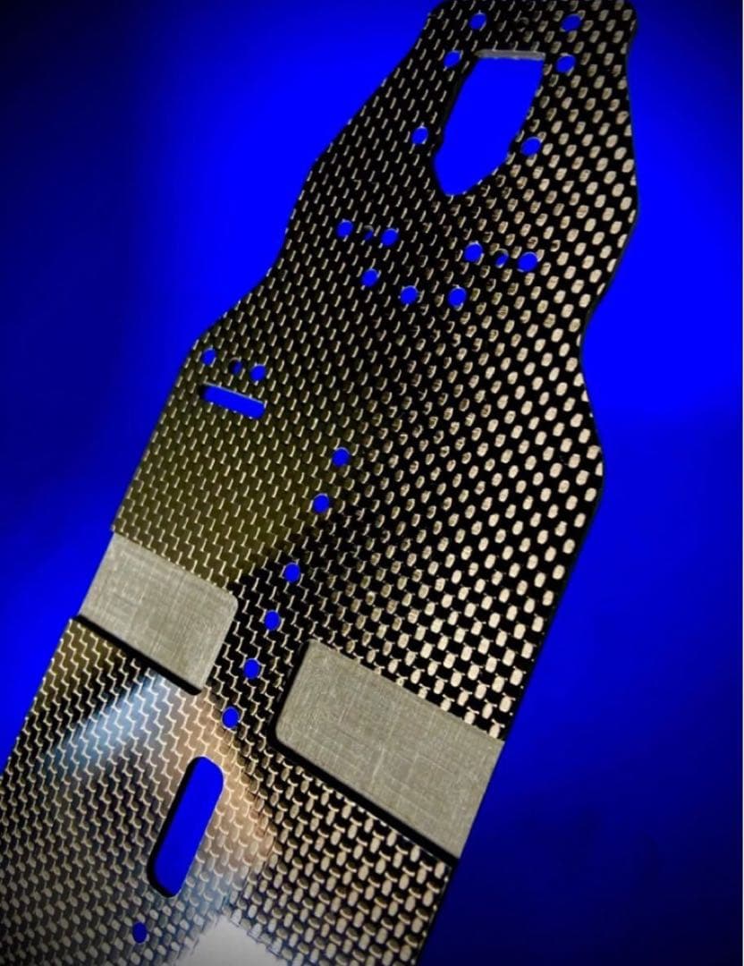 XRAY T4 2021 用　メインシャーシ 蕨山Carbon