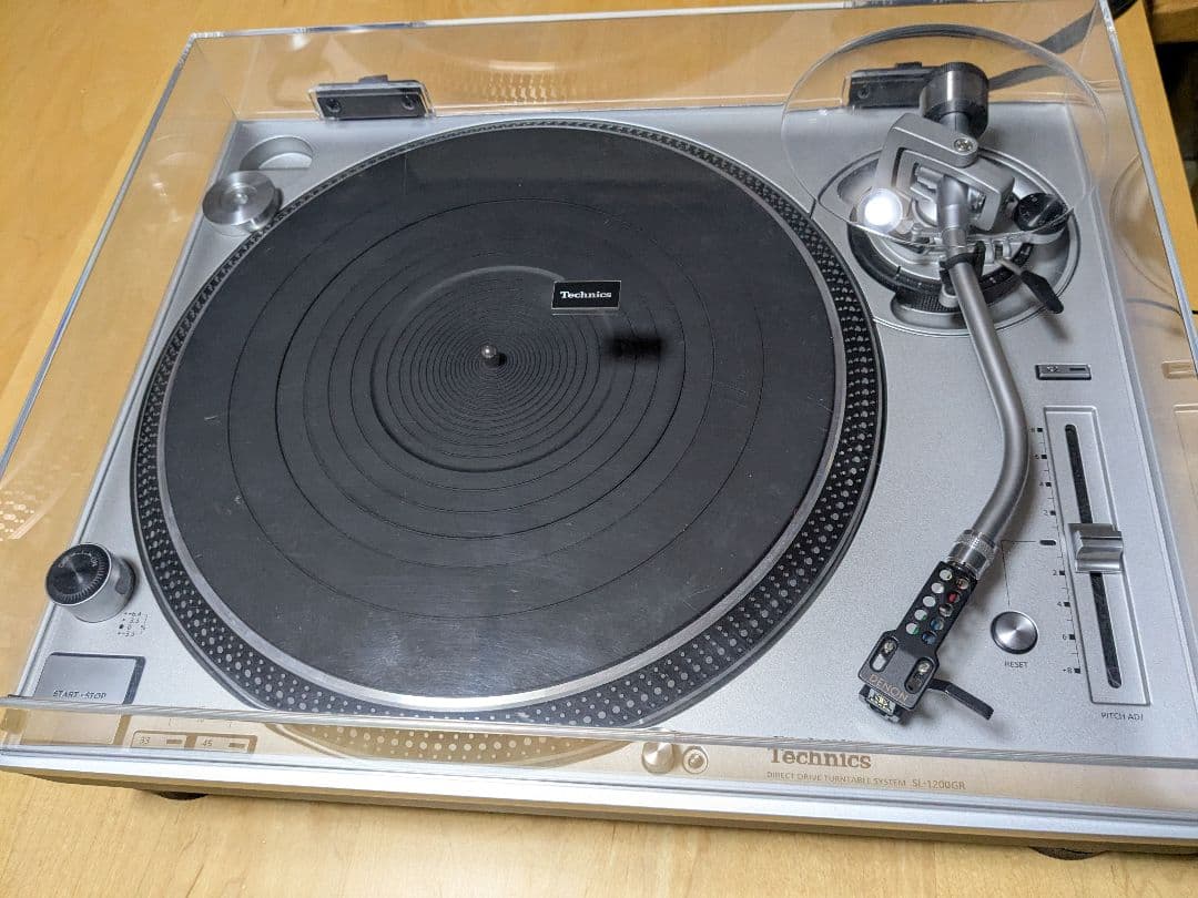 Technics SL-1200GR ターンテーブル