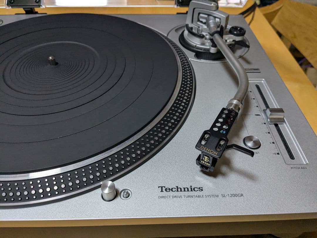 Technics SL-1200GR ターンテーブル
