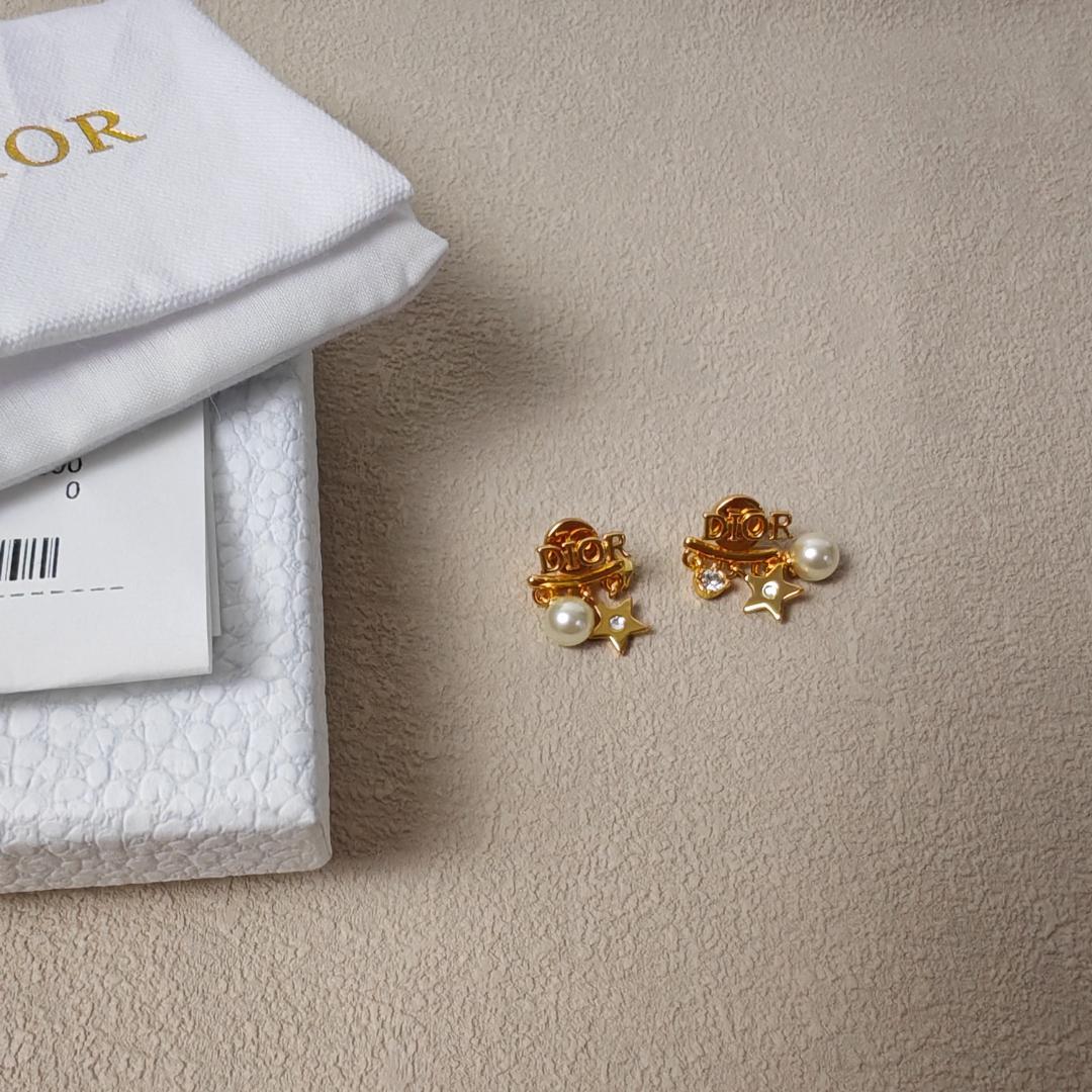 Dior ディオール ゴールド ピアス