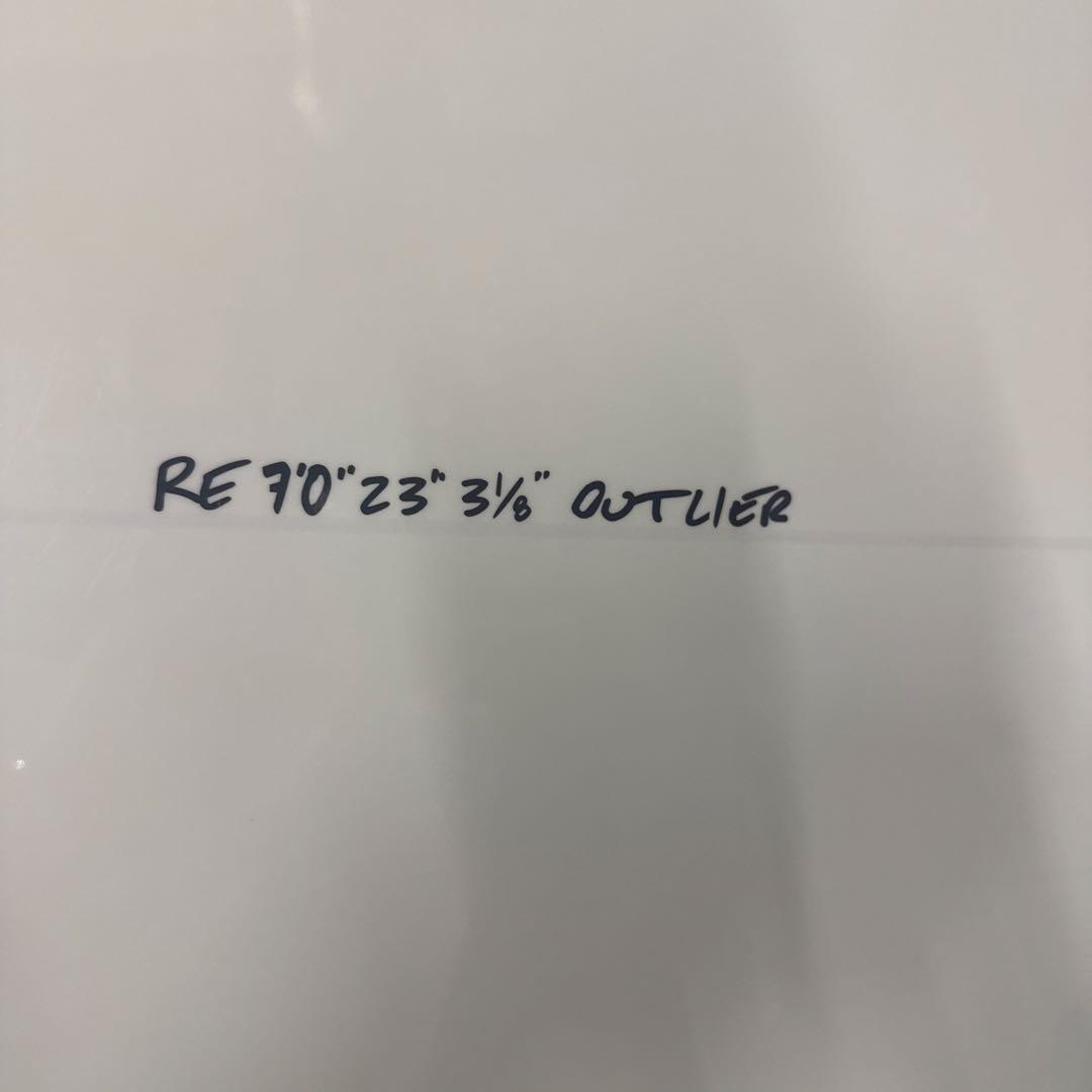 Ryan Earle OUTLIER サンダーボルトミッドレングスサーフボード