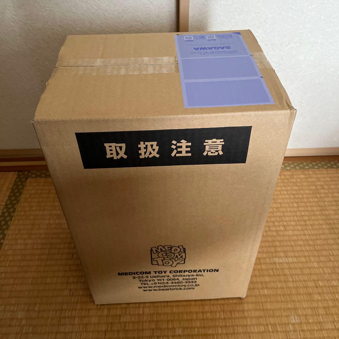 安楽安作　デストロイア　メディコムトイ