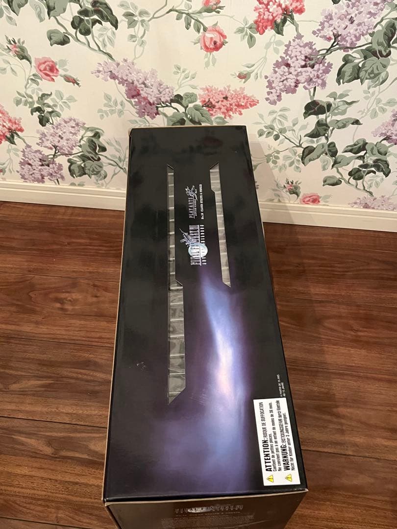 希少 新品 未開封 PLAYARTS改 クラウド・ストライフ&フェンリル