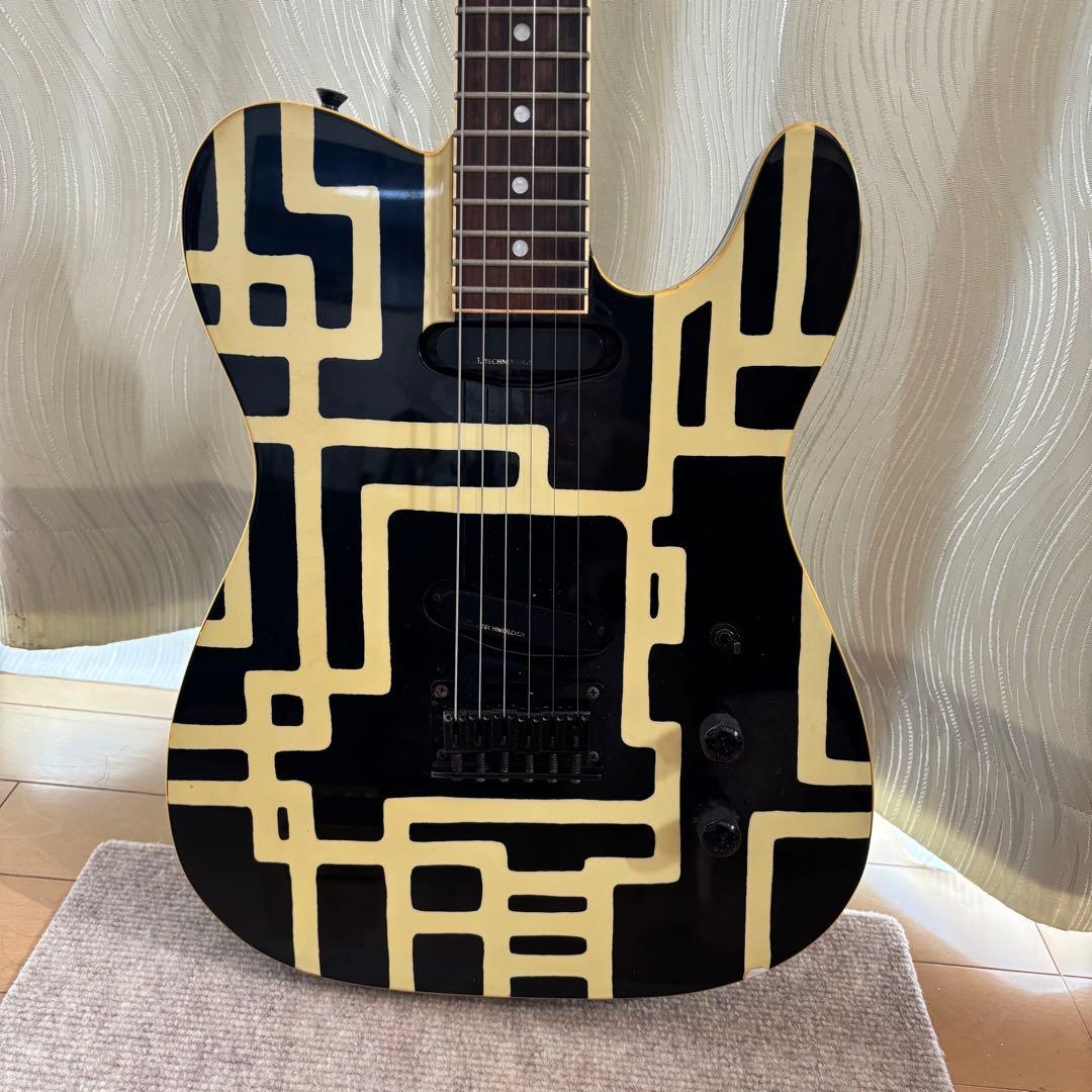 【FERNANDES 布袋寅泰モデル】 年式不明 エレキギター