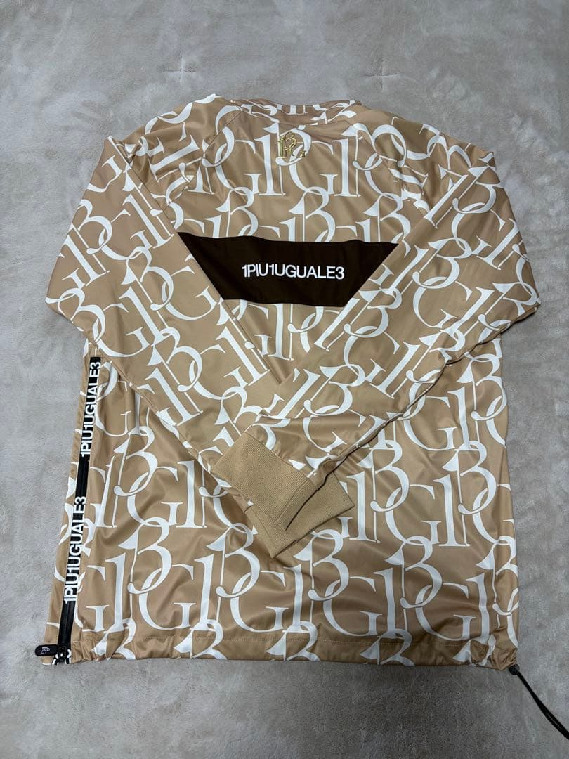 1PIU1UGUALE3 GOLF ジャケット　サイズⅥ