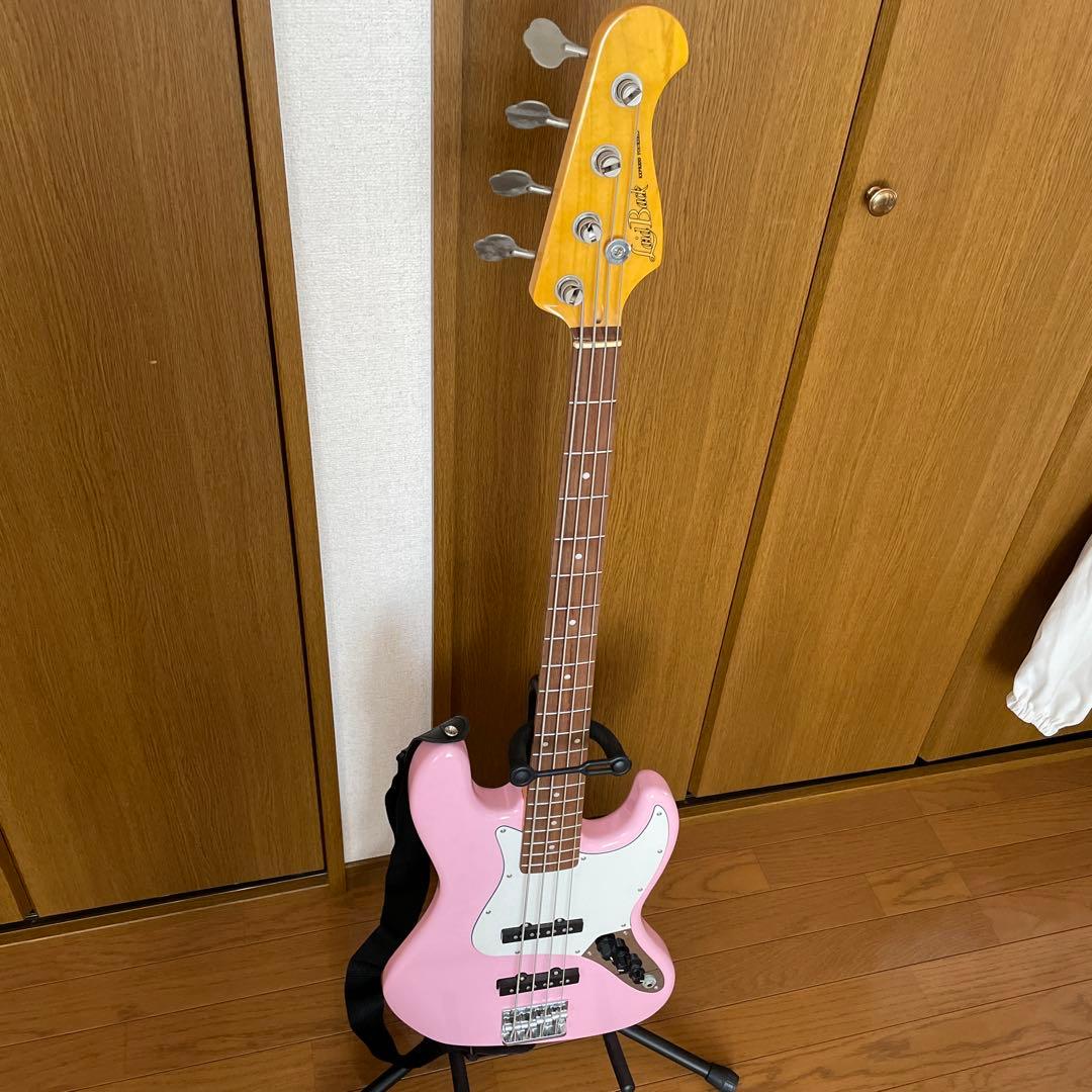 Lui Back ピンクエレキベース 4弦