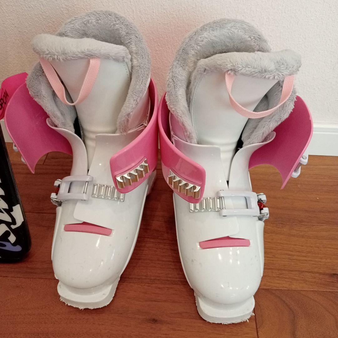 スキー板120センチ、ブーツ22センチのセット