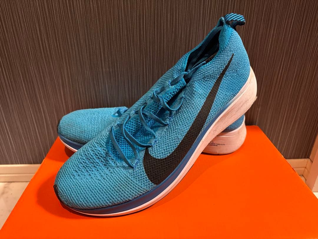 希少カラー　ナイキ　ズームフライ　フライニット　28cm