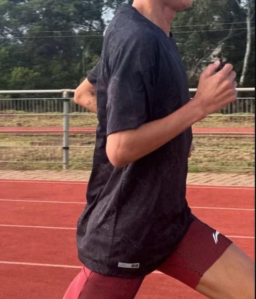 LI-NING リ－ニン ランニングシャツ 大迫傑選手 adventure L