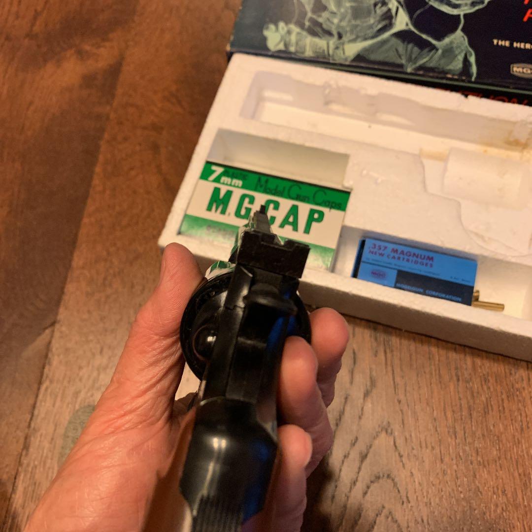 MGC モデルガン　パイソン357 4インチ　未発火