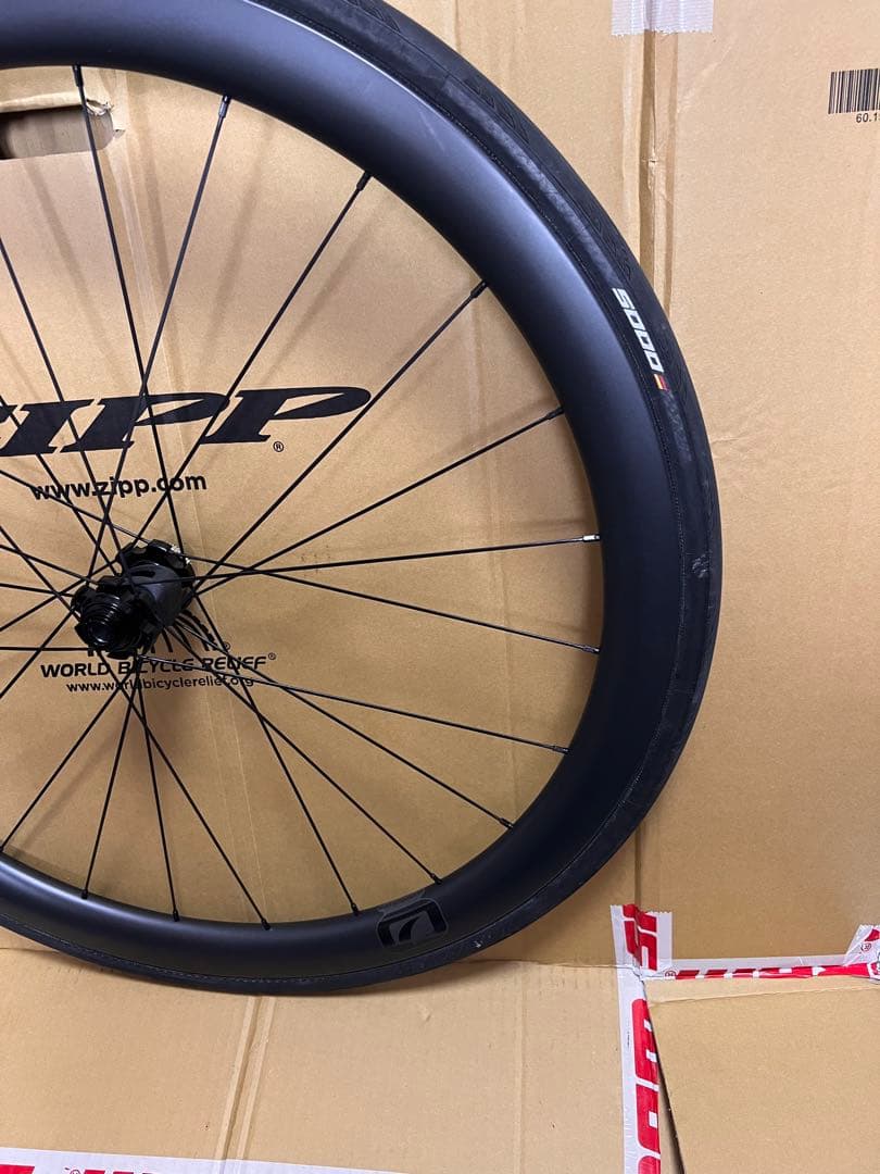 PINARELLO Ｆ9 完成車 一部パーツを外しています。