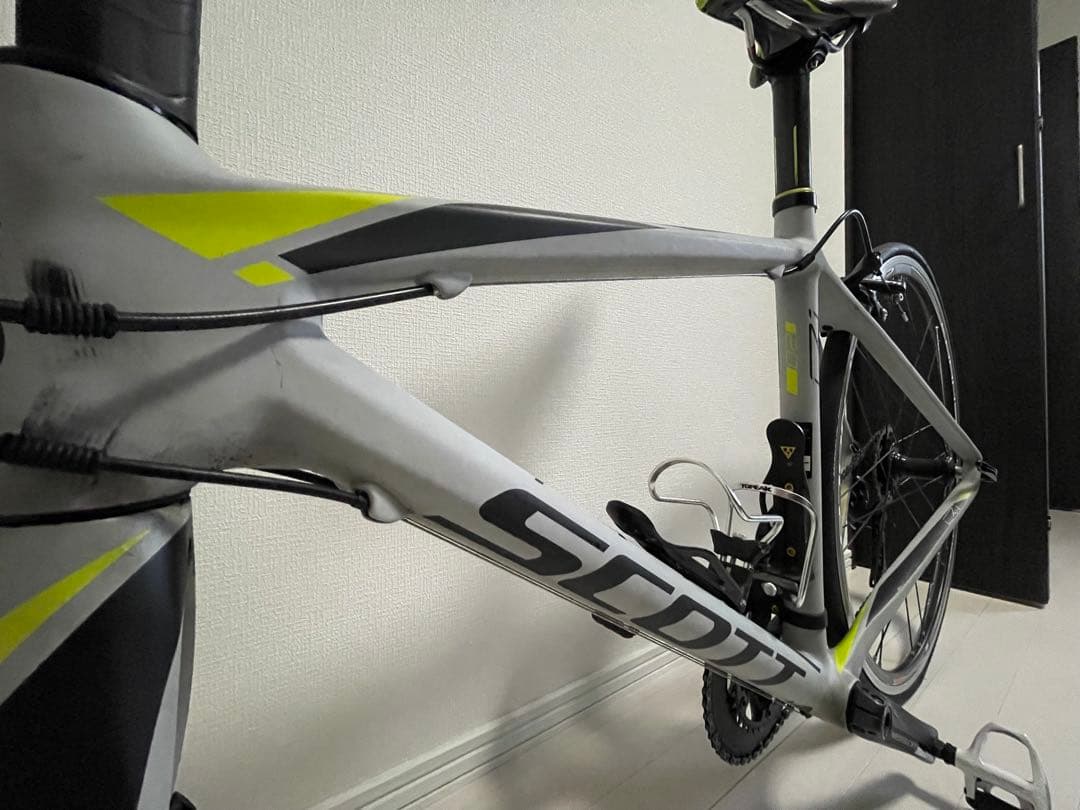 【完成車】SCOTT カーボンロードバイク CR1