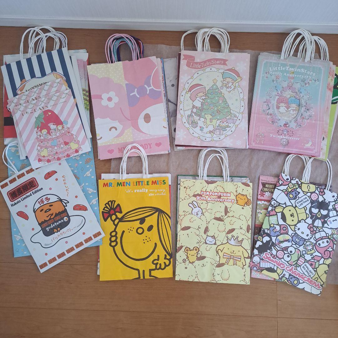 サンリオ　ショップ袋