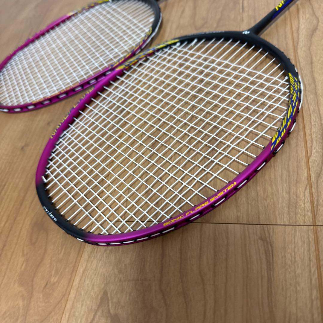 ヨネックス　バトミントン　ラケット　ナノフレア 2点セット　シャトル　ケース付