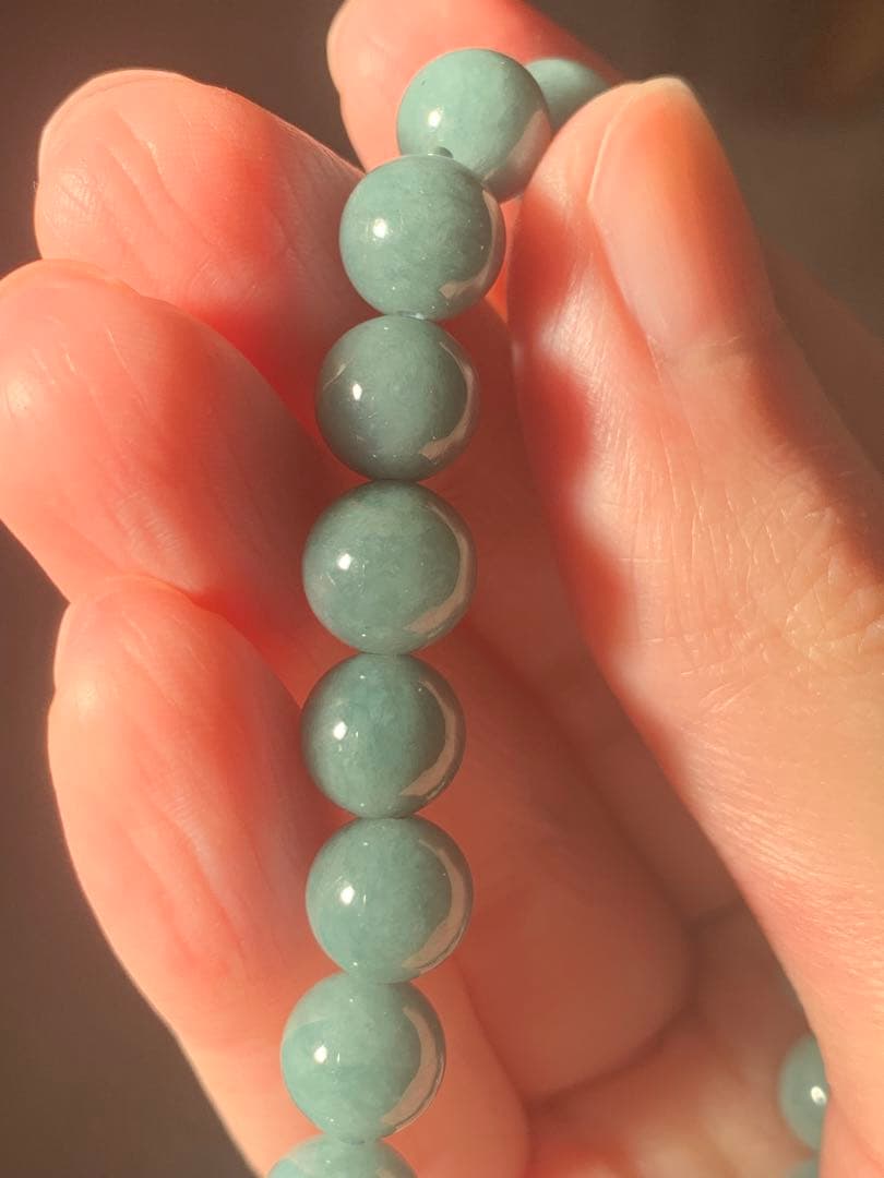小滝青翡翠　糸魚川本翡翠ブレスレット　ヒスイ　翡翠　ヒーリング　コン沢　ひすい