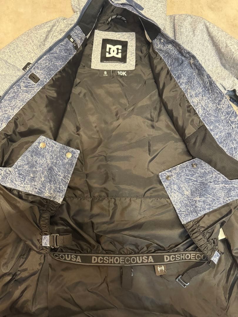 新品未使用レディーススノーボードウェア上下7点セット DC phenix FRK