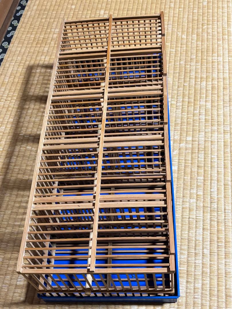 メジロ籠　水浴び籠