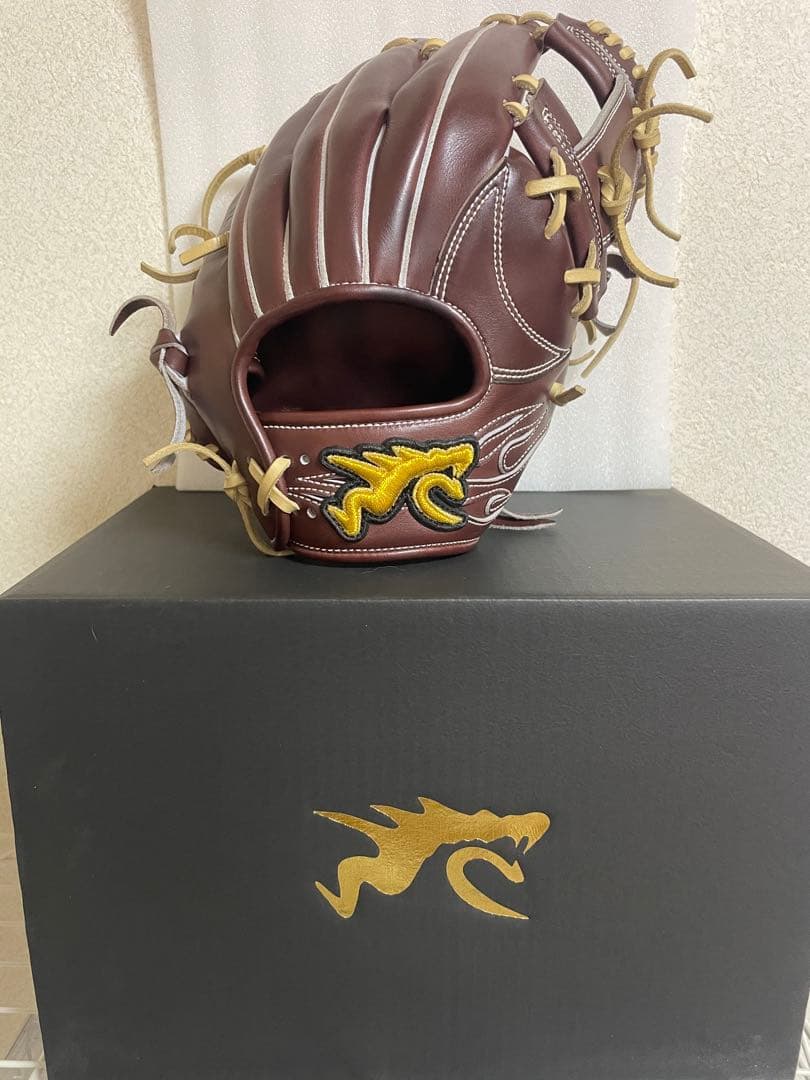 硬式　RYU 内野手 グラブ　TIG