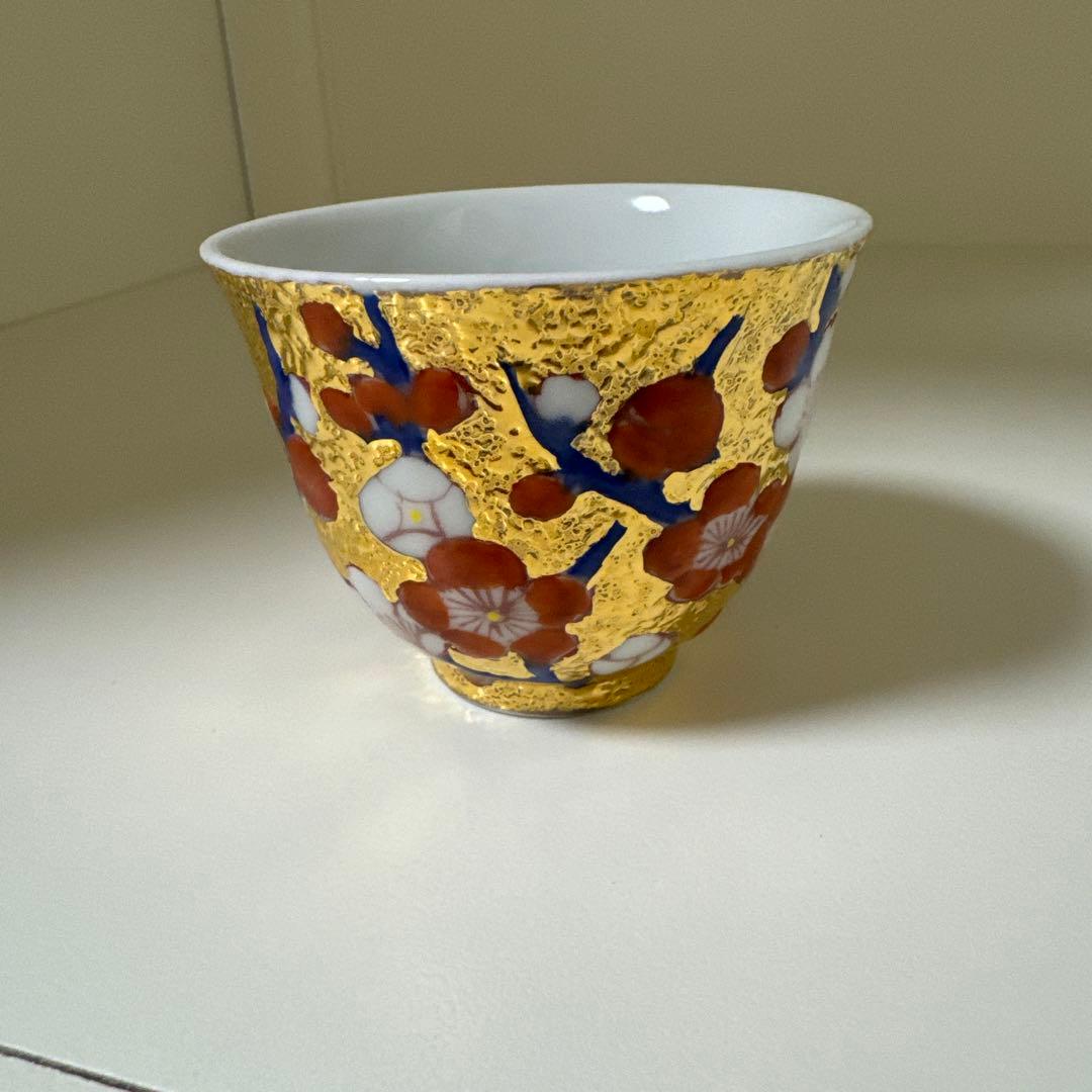 金箔装飾の茶碗