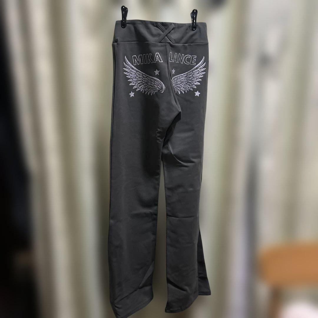 ミカランセ　ブーツカットパンツ