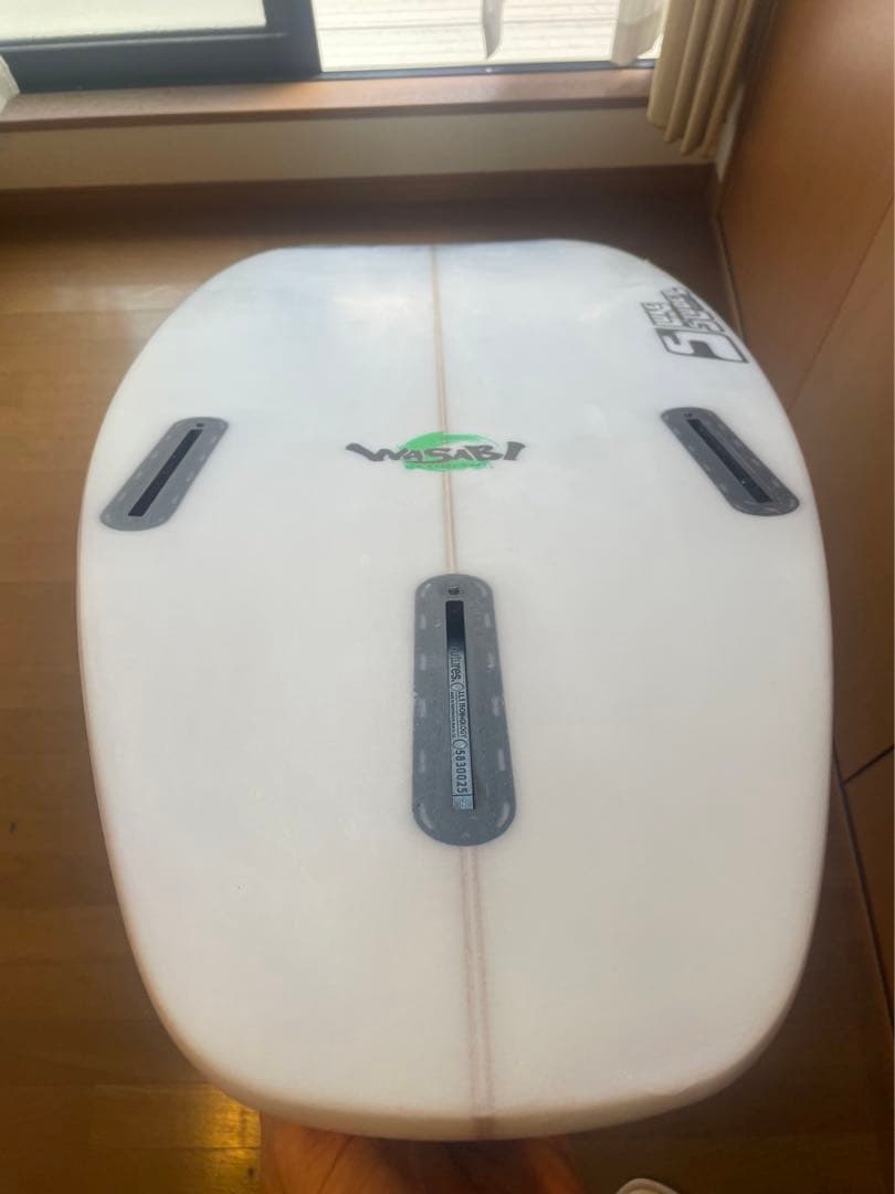 ルークスチューダーサーフボード