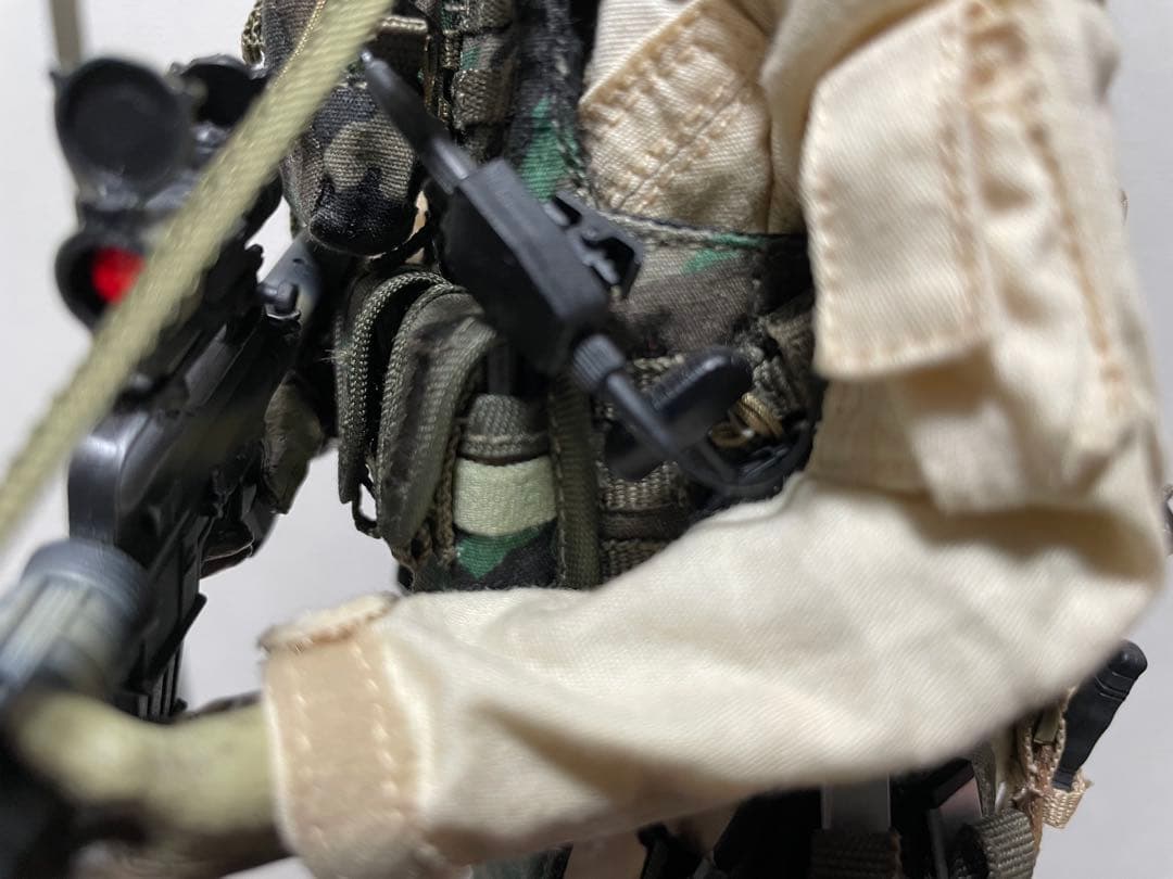 ホットトイズ １／6 USMC フォースリーコン 兵士 軍人 フィギュア