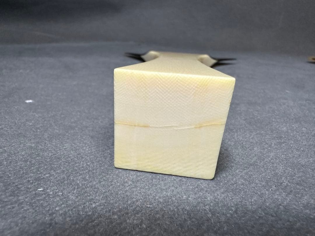 極上　三味線　鼈甲撥　天然素材　バチ　和楽器 民謡　アンティーク　細密細工