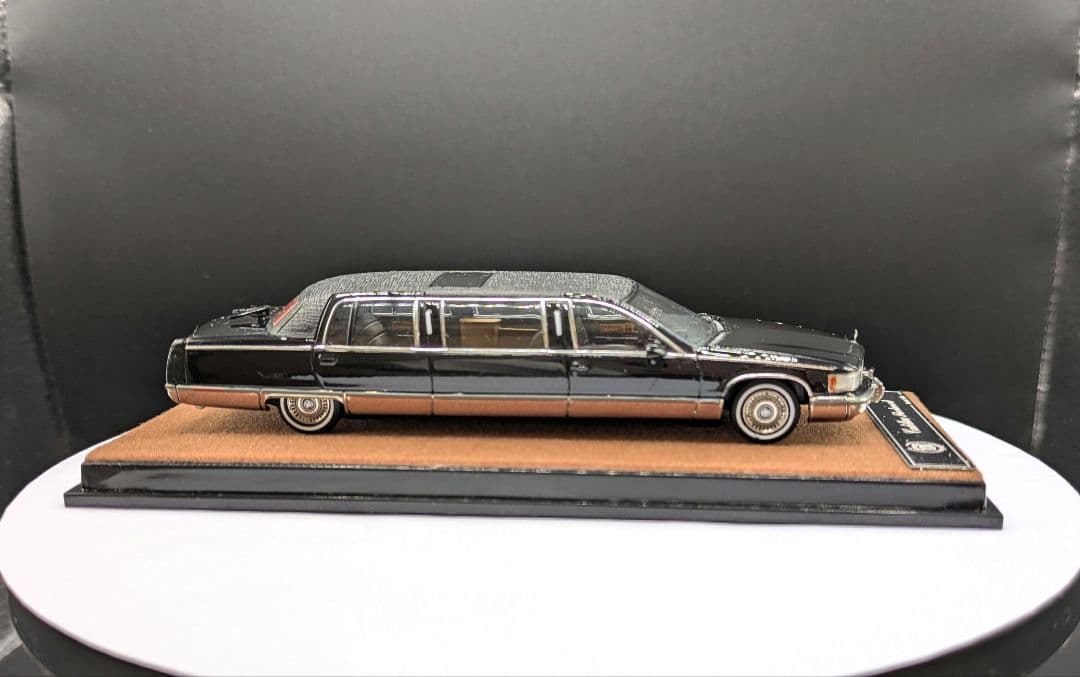1/64　キャデラック フリート ウッド リムジン