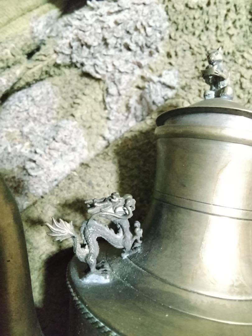 模作中国紋銀製ポット酒器紋銀刻印あり金物で打つときれいな音するゴムで黒くなった