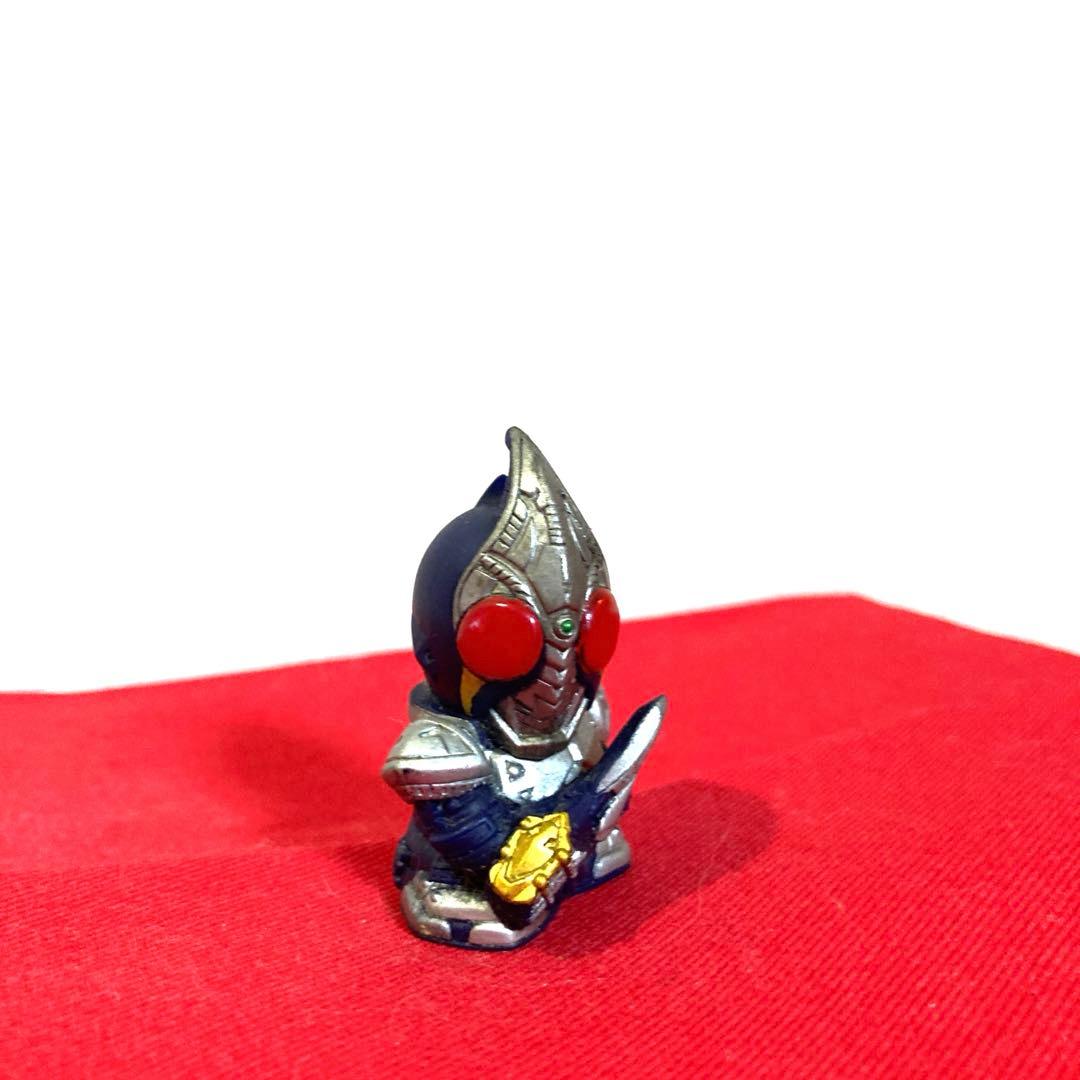 仮面ライダー剣 剣崎一真 フィギュア 当時物 SHF 真骨彫 希少 ラウズ 青金