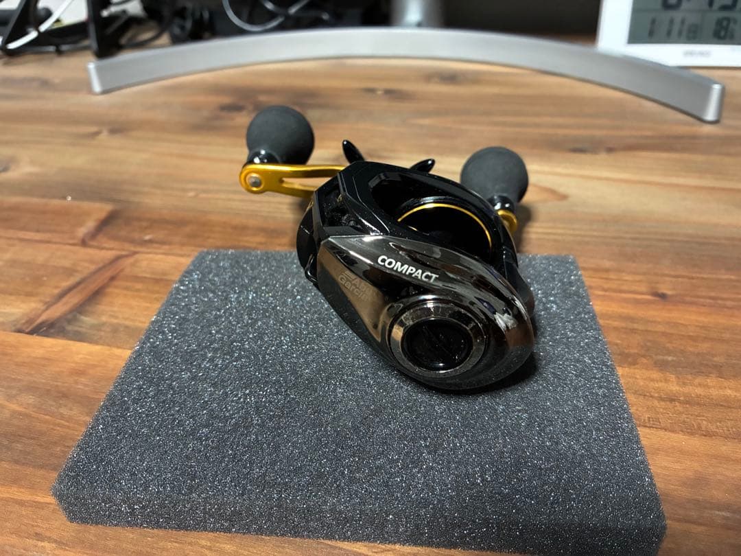 【美品使用少】Abu Garcia Revo ビッグシューターコンパクト7