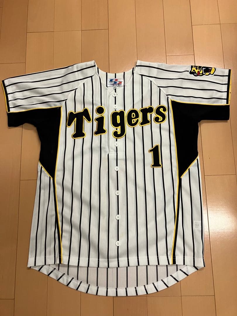 鳥谷敬　ユニフォーム　阪神タイガース　当時　シャープ産業　ミズノ　WBC M