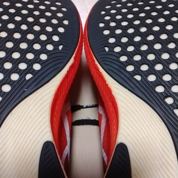 アシックス　SPEED スカイ　Tokyo　26.5cm