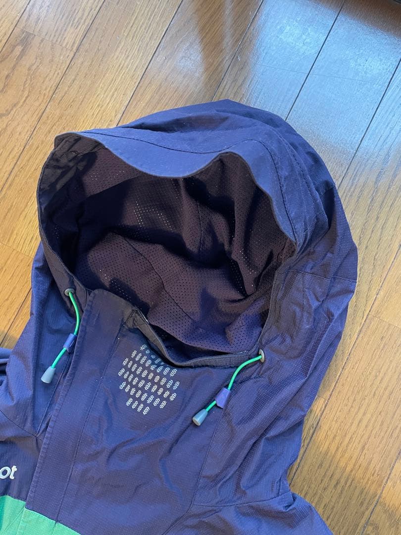 Marmot ジャケット　斜めファスナー Mサイズ　スキー・スノーボードに